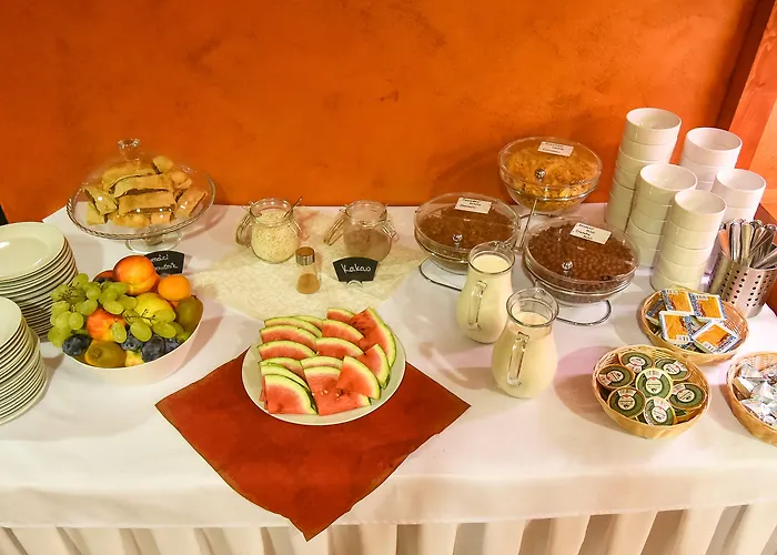 Hotell Wellness Luzan 3*